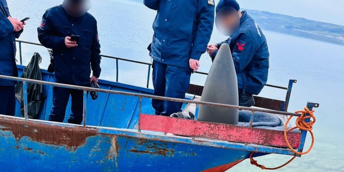 Atatürk Baraj Gölüne Füze Parçaları Düştü