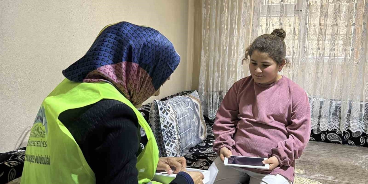 Eyyübiye’de 25 Bin Aileye Yardım Kolisi