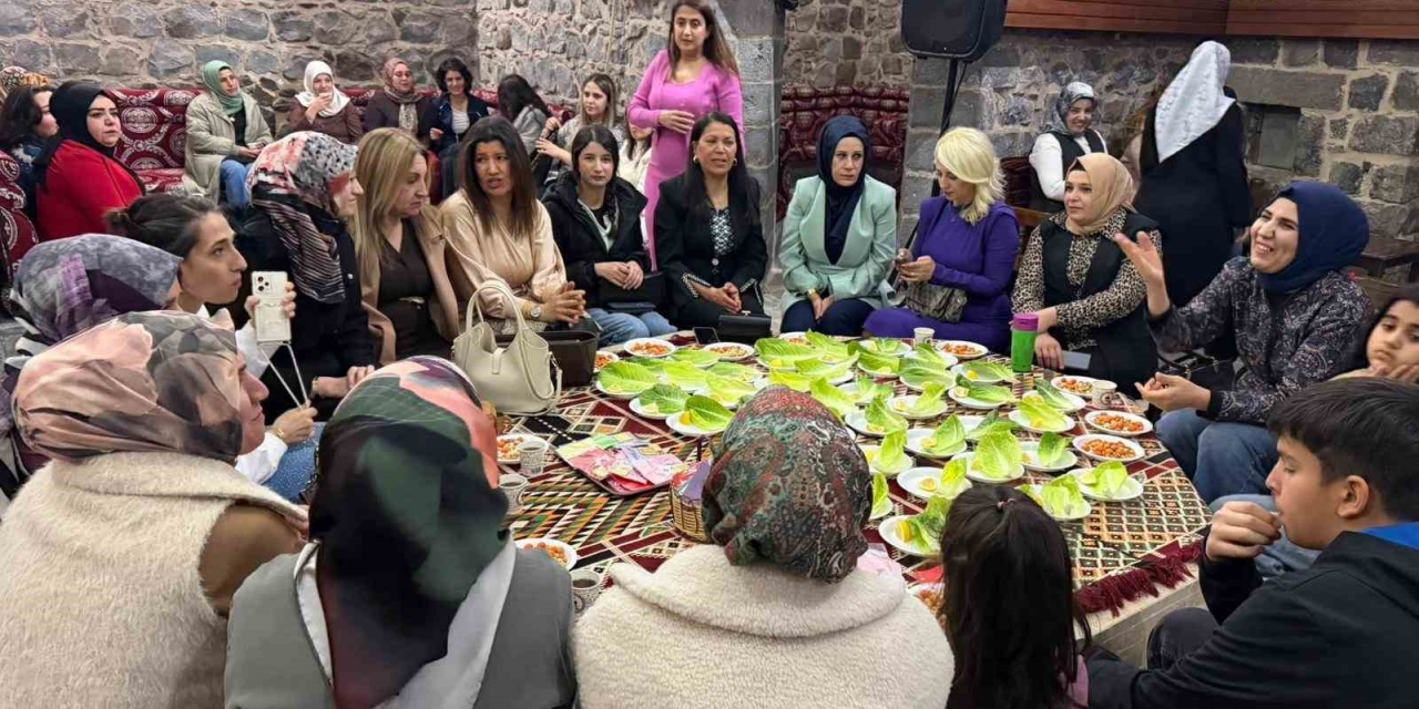 Siverek’te 8 Mart Dünya Kadınlar Günü, Etkinlikle Kutlandı