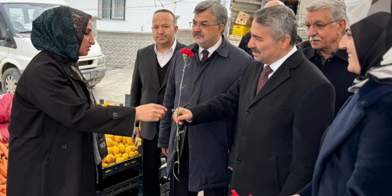 Ak Parti Heyeti, Kadınların Kadınlar Gününü Kutladı