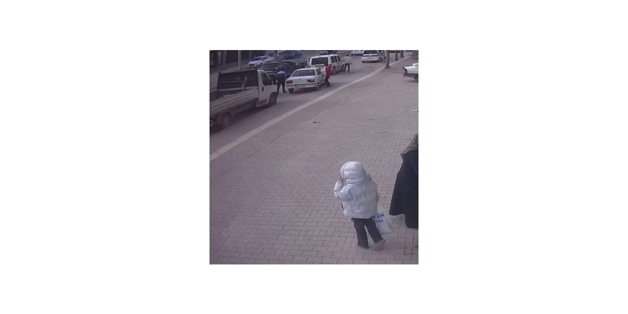 Açılan Araç Kapısı Kazaya Neden Oldu