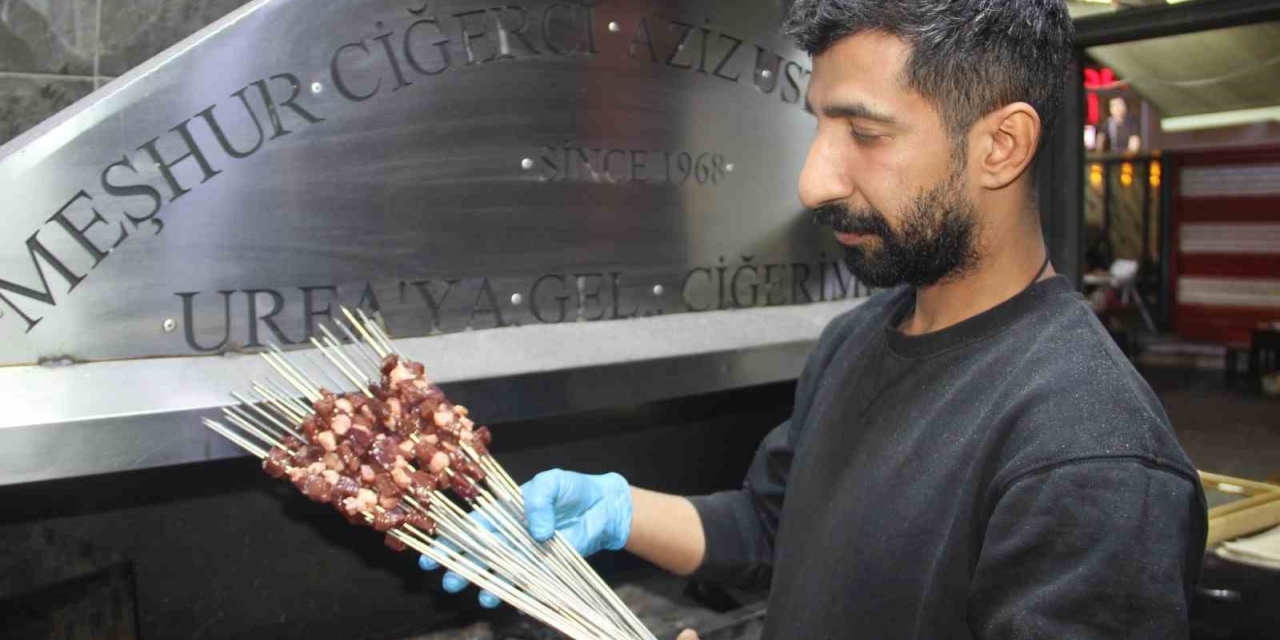 Şanlıurfa’da Sahur Vakti Ciğer Keyfi