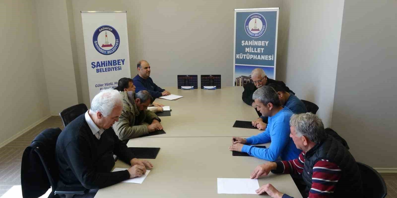 Görme Engeliler Braille Alfabesi Öğreniyor