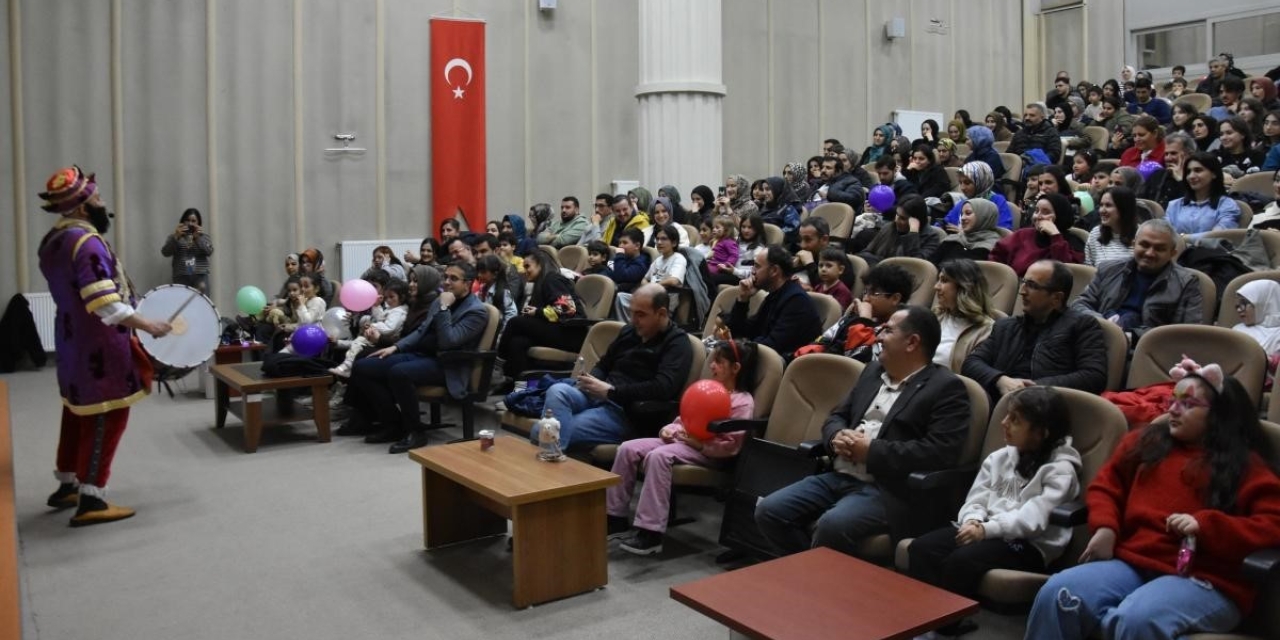 Karagöz İle Hacivat’a Yoğun İlgi