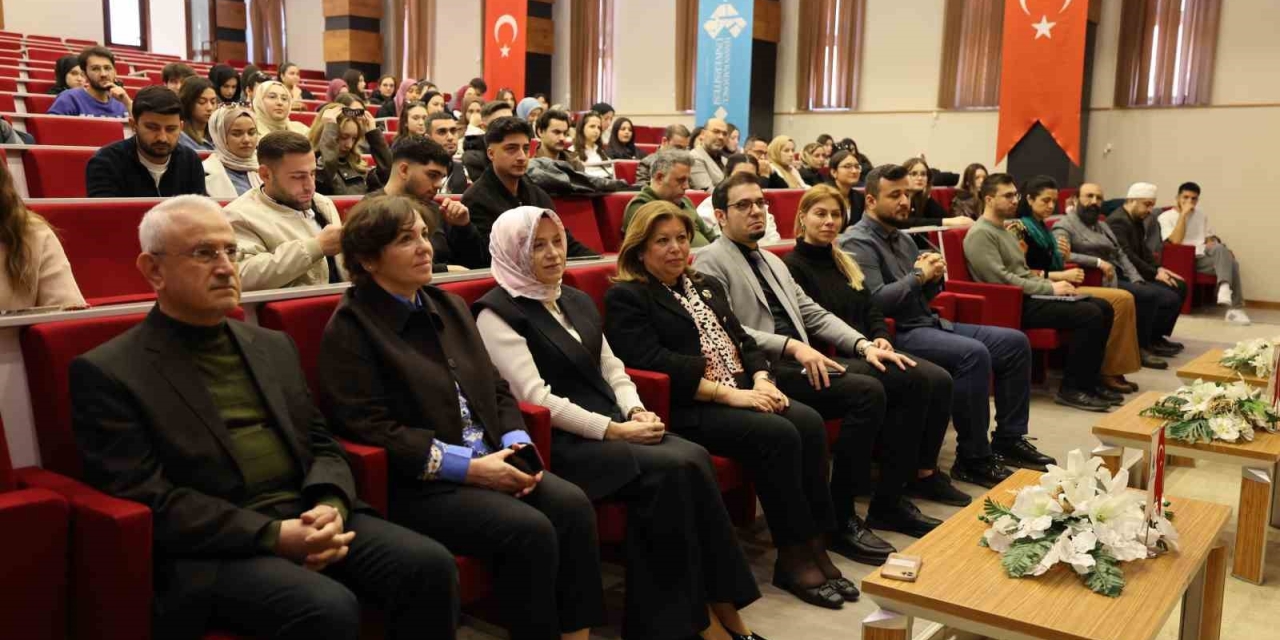 Hkü’de "modern Hayatın Ritmine Karşı Ramazan’ın Ruhu" Konferansı Düzenlendi