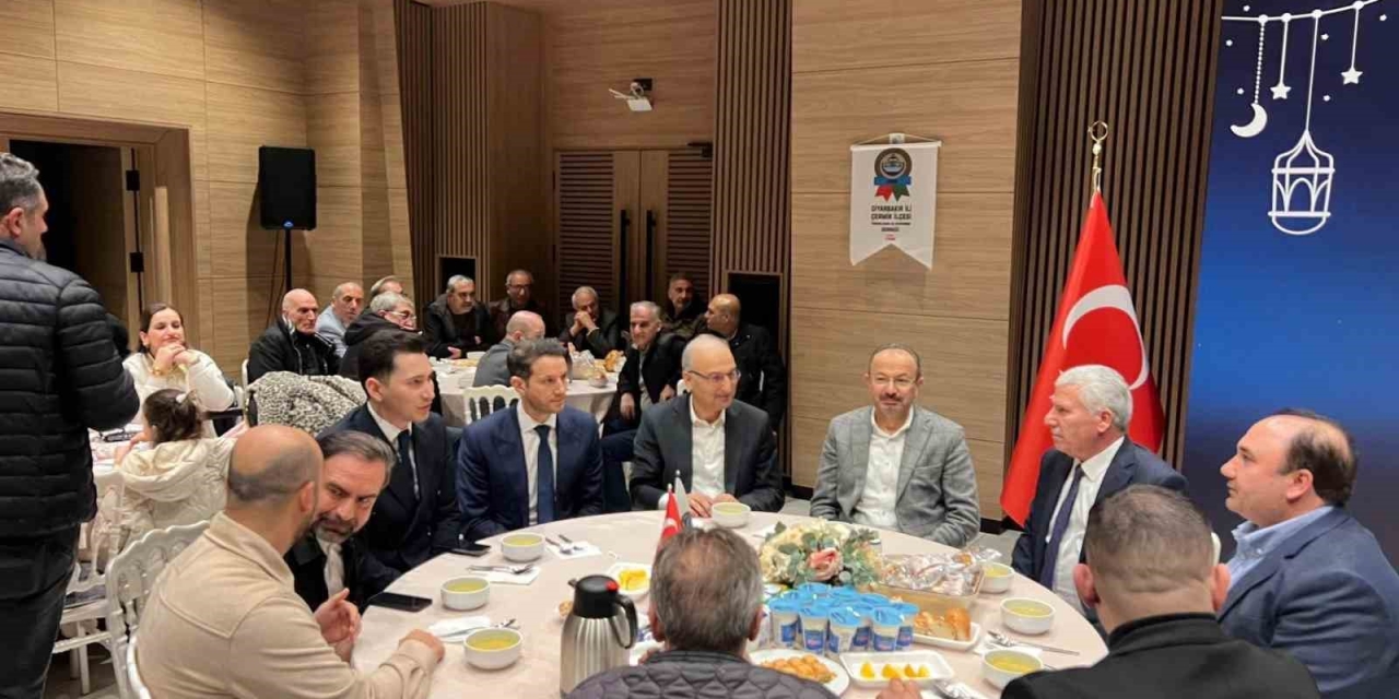 İstanbul’da Yaşayan Çermikliler İftar Yemeğinde Buluştu