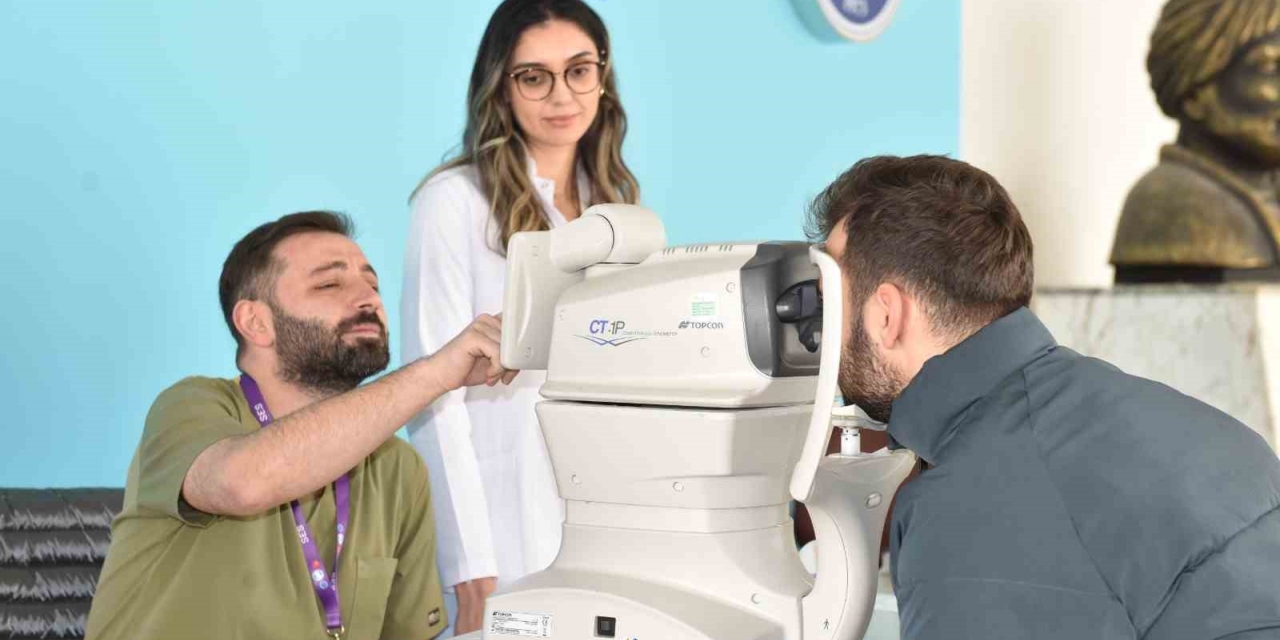 Dünya Glokom Gününde Ücretsiz Göz Tansiyonu Ölçümü Yapıldı