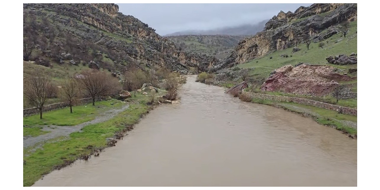 Çermik’te Yoğun Yağışlarla Birlikte Akarsu Debileri Yükseldi