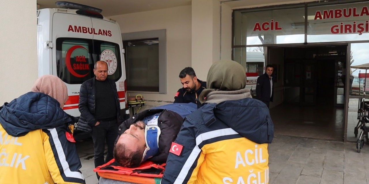 Şarampole Yuvarlanan Aracın Sürücüsü Yaralandı