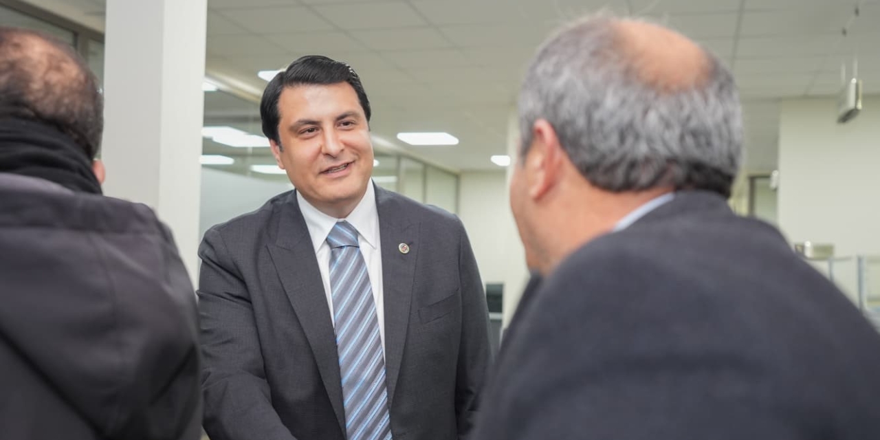 Yılmaz, Belediye Çalışanlarıyla Bayramlaştı