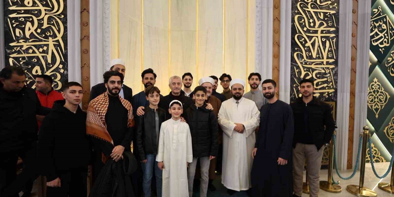 Başkan Tahmazoğlu, Vatandaşlarla Bayramlaştı