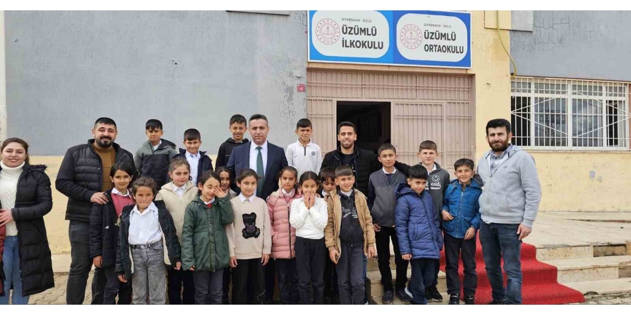 Dicle İlçe Milli Eğitim Müdürü Selçuk, Öğrenci Ve Öğretmenlerle Buluştu