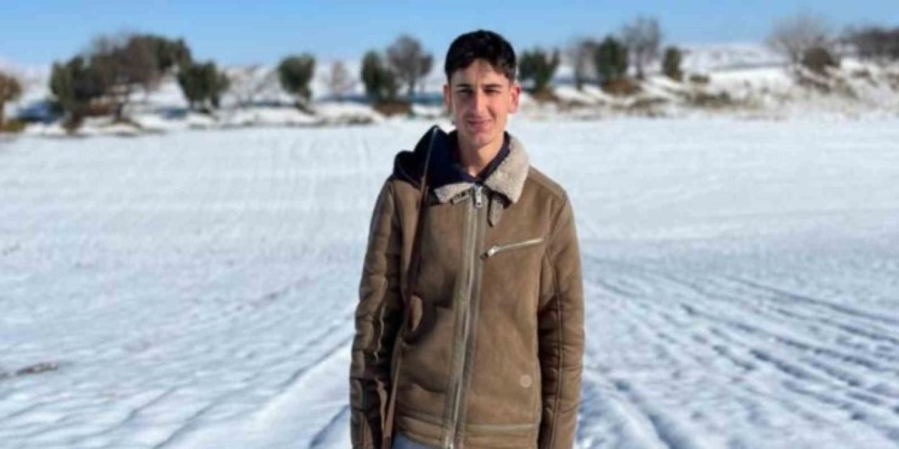 "Okula Gidiyorum" Diyerek Evden Ayrılan Gençten Haber Alınamıyor