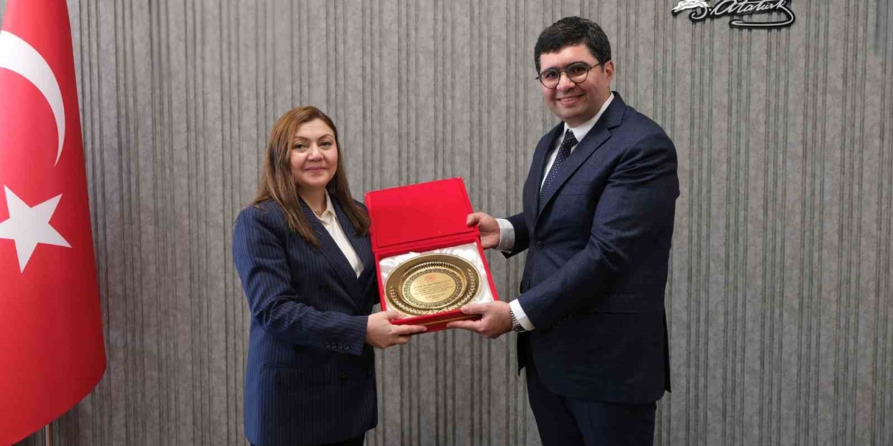 Gaziantep Şehir Hastanesi Başhekimi Prof. Dr. Ahmet Uluşan Göreve Başladı