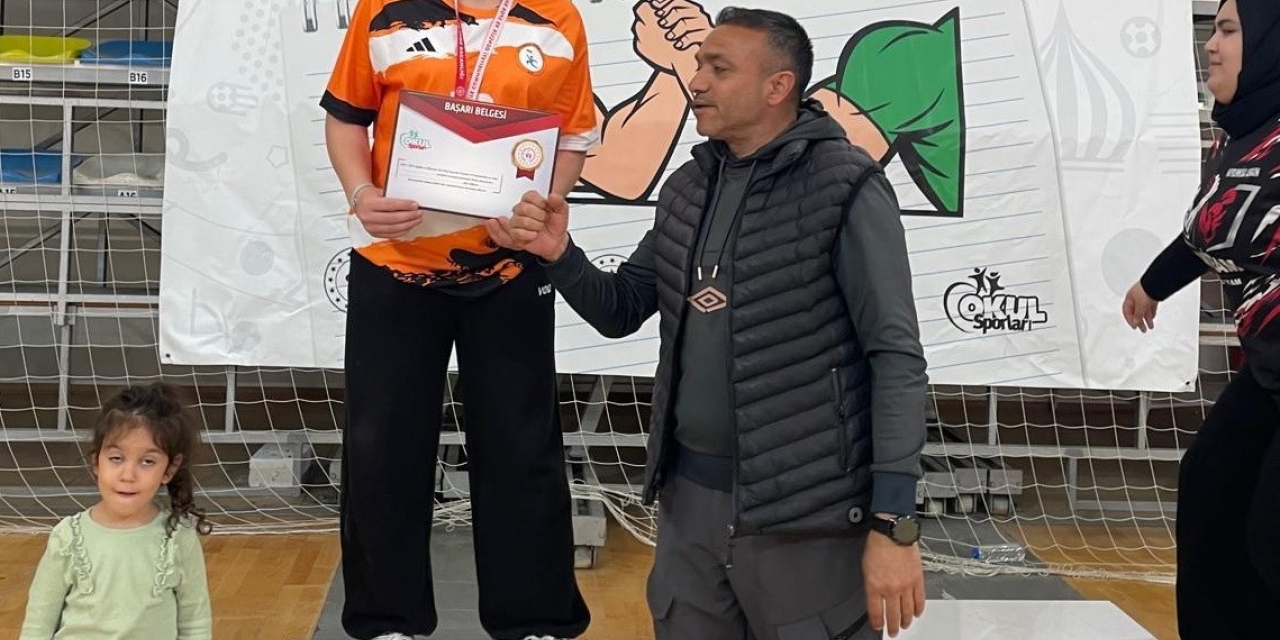 Adıyamanlı Rahime Ballık’tan Türkiye İkinciliği Başarısı