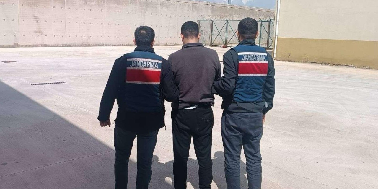 Kasten Yaralama Suçundan Aranan Şahsı Jandarma Yakaladı