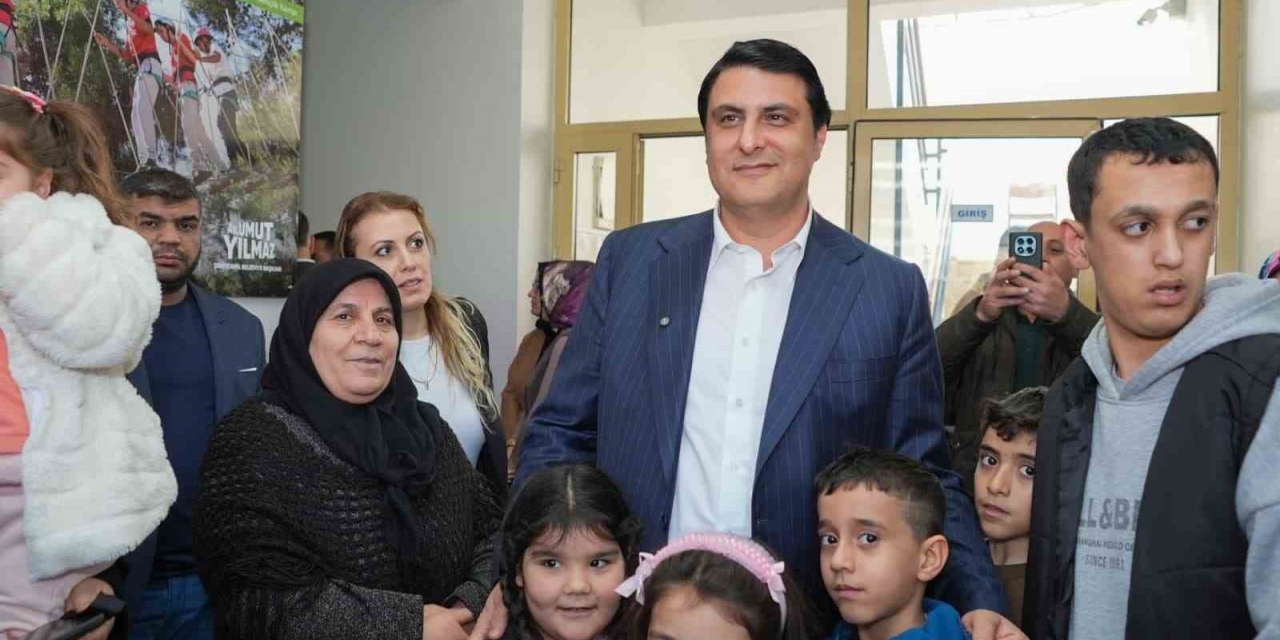 Yılmaz’dan Kadın Ve Çocuklara Anlamlı Ziyaret