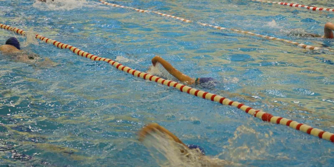 Şanlıurfa’da Minik Yüzücülerden 24 Madalya