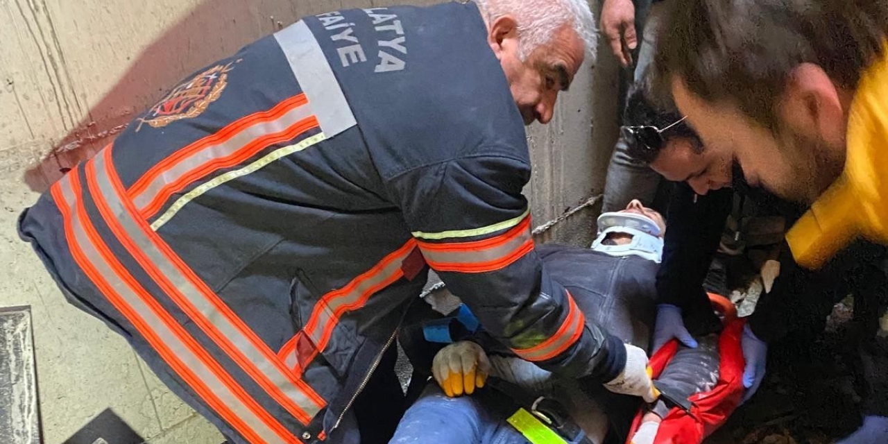 Malatya’da Asansör Boşluğuna Düşen İşçi Yaralandı