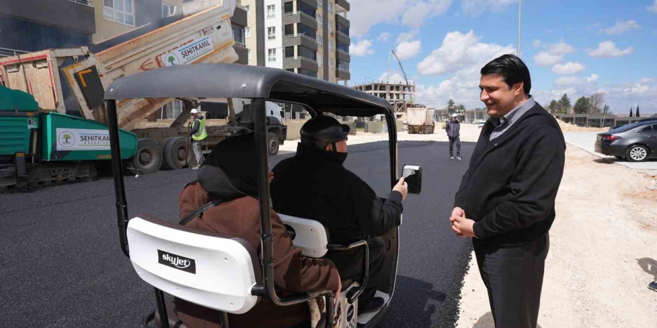 Yılmaz, Asfalt Çalışmalarını Yerinde İnceledi