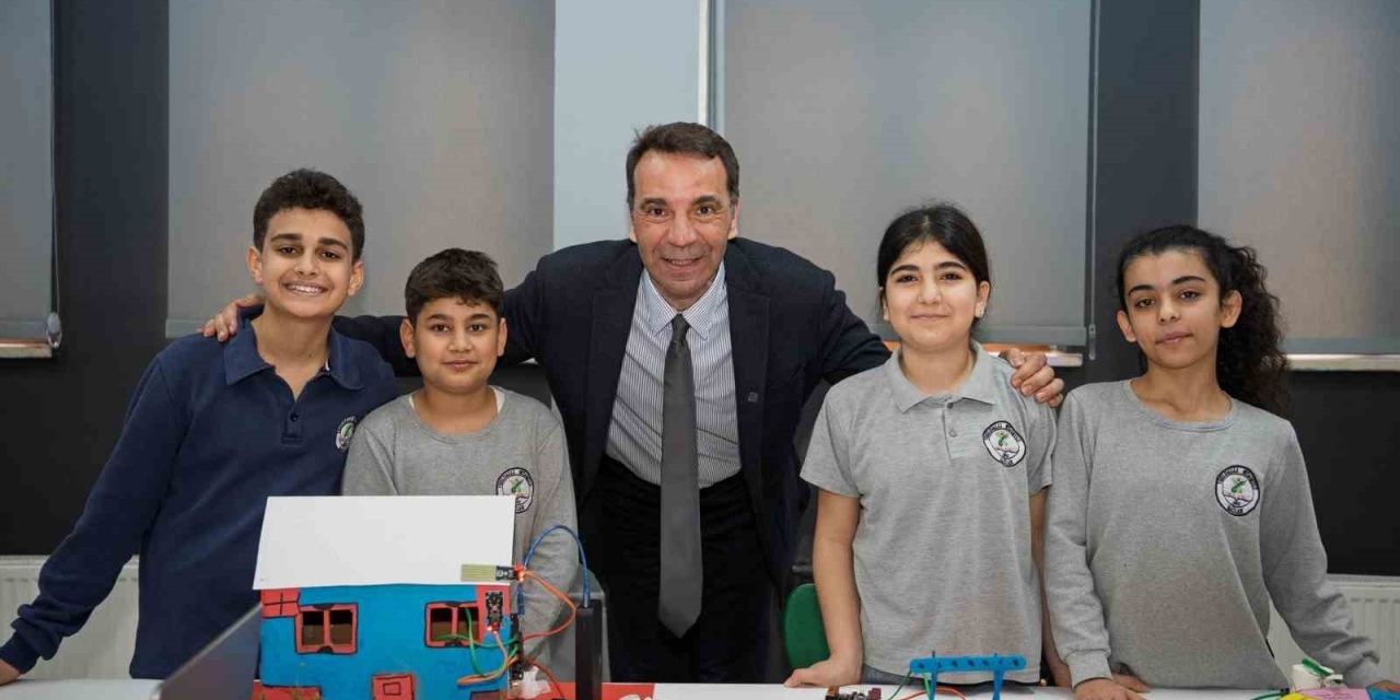 Logo Yazılım’ın ‘hayallerini Kodlayanlar’ Projesi Diyarbakır’da