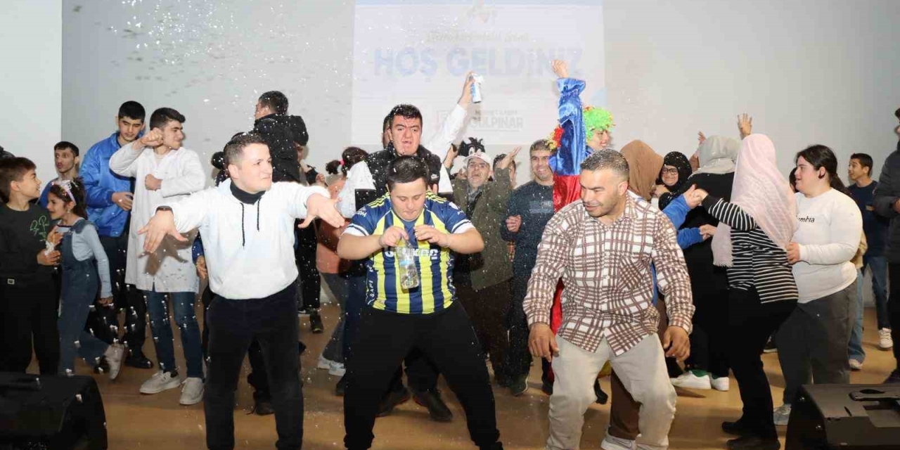 Şanlıurfa’da Otizm Farkındalık Günü Etkinliği Düzenlendi