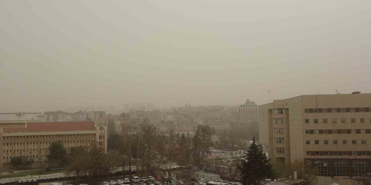 Gaziantep’te Toz Taşınımı Etkili Oldu