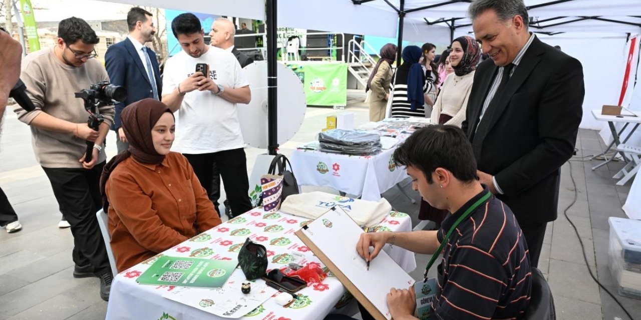 Öğrenciler Yeşil Kampüs Festivali’nde Buluştu