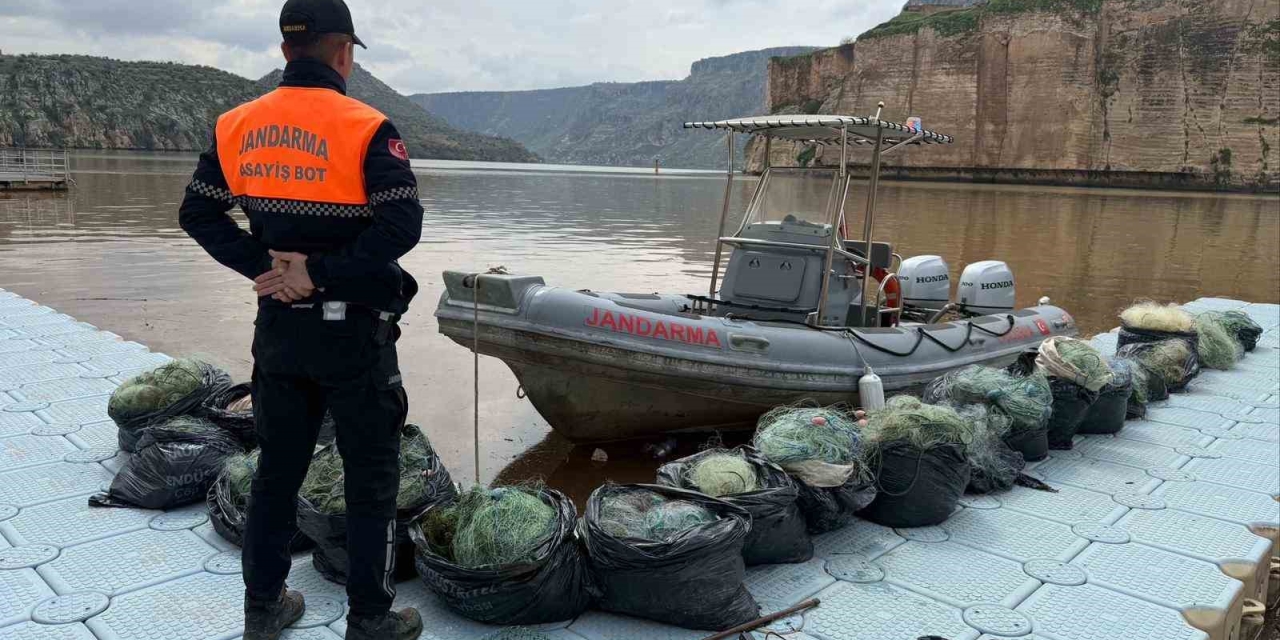 Ağ İle Avlanma Yasağına Uymayan 5 Şahıs Yakalandı