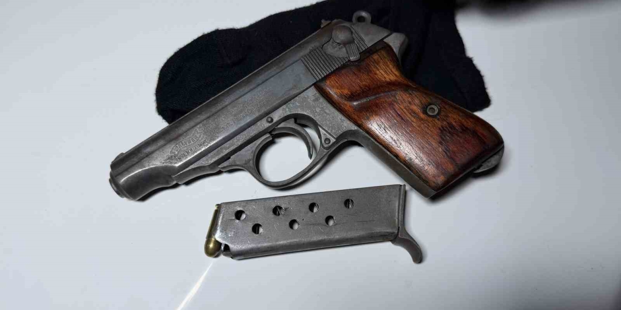 Tabancayla Yakalanan Şahıs Gözaltına Alındı