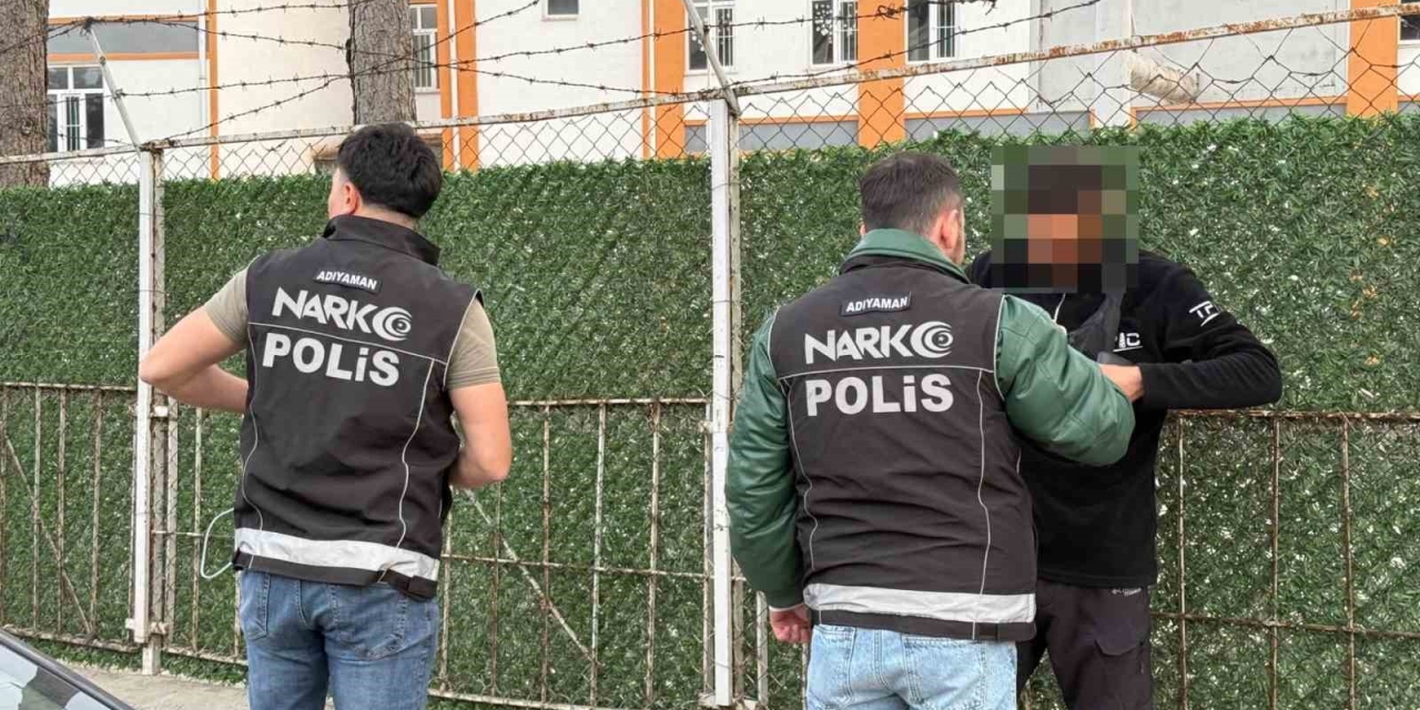 Adıyaman’daki Okul Önlerinde Sıkı Denetim