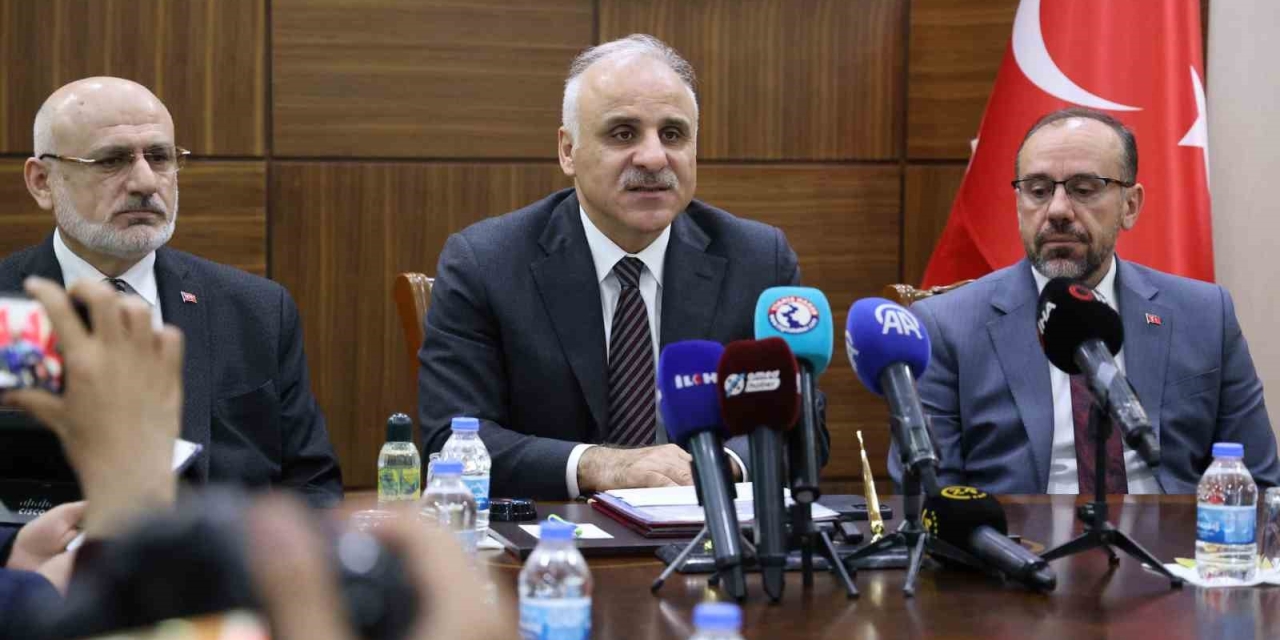 Diyarbakır’da "11. Uluslararası Hafızlık Ve Kur’an-ı Kerim’i Güzel Okuma Yarışması" Başladı