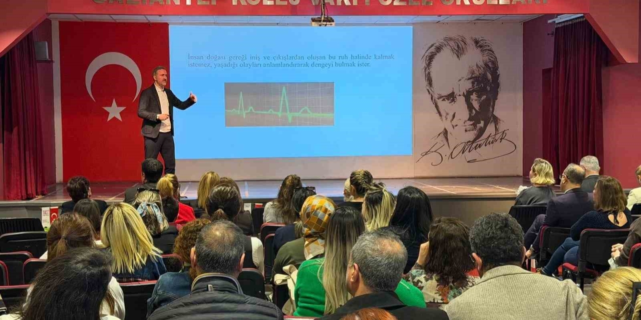 Gkv’de Ebeveyn-çocuk İlişkisinde Denge Kurma Stratejileri Masaya Yatırıldı