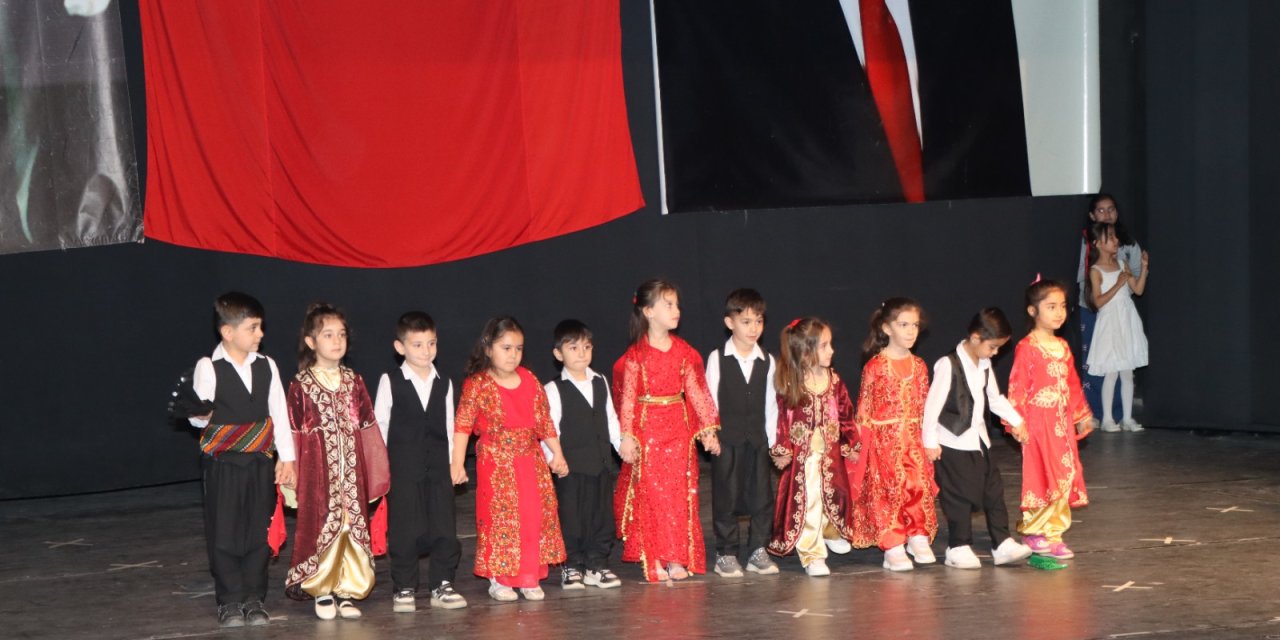 23 Nisan Ulusal Egemenlik ve Çocuk Bayramı Kahta'da Kutlandı