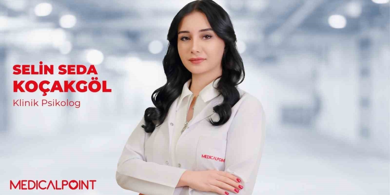 Klinik Psikolog Selin Seda Koçakgöl: "sosyal Medya, İlişkilerde Fark Edilmeden Uzaklık Oluşturabiliyor" Dedi.