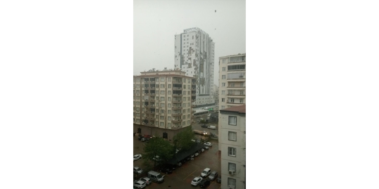Sağanak Ve Fırtına Bossan Hastanesine Büyük Zarar Verdi