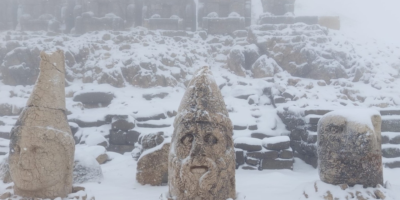 Nemrut Dağı’nda Mayısta Kar Sürprizi
