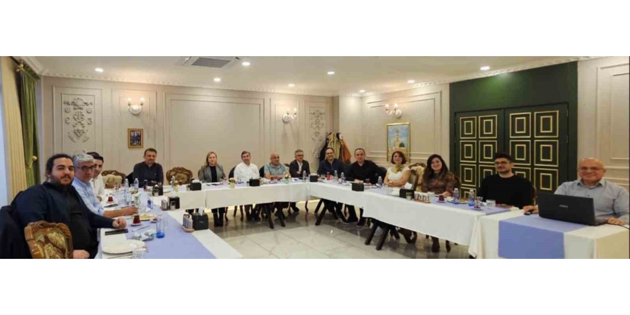 Gaün Hastanesi’nde Tiroid Kanserine Ekip Yaklaşımı