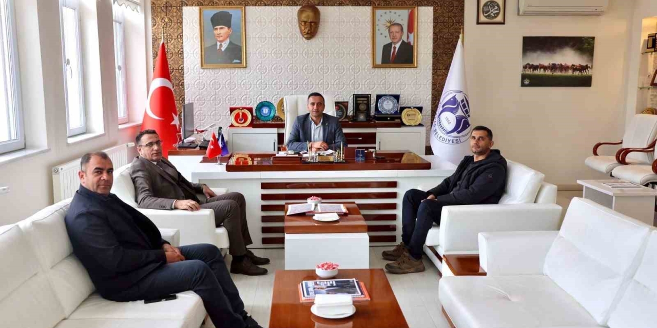 Akçadağ Ana Giriş Yolu Ve Deprem Konutları İçin Yeni Ulaşım Yatırımları Başlıyor