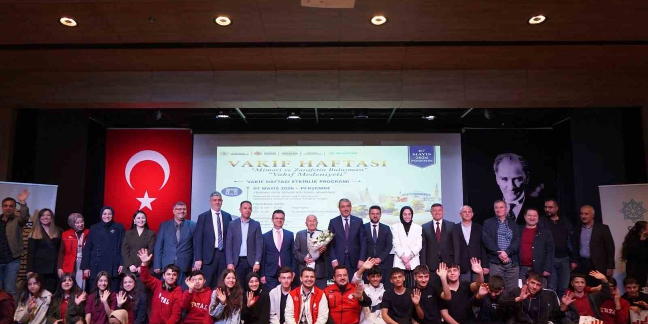 Gaziantep’te Vakıf Medeniyeti Ve Mimari Zarafet Konuşuldu