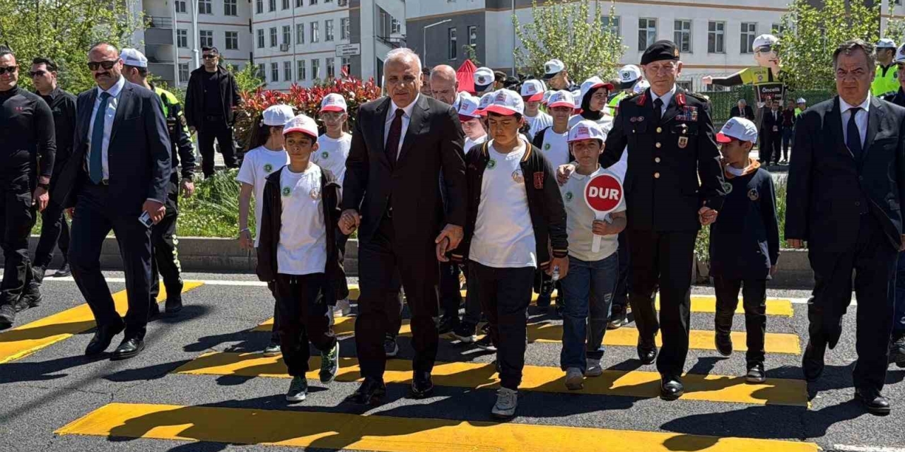 Diyarbakır’da Trafik Haftası Çeşitli Etkinliklerle Kutlandı