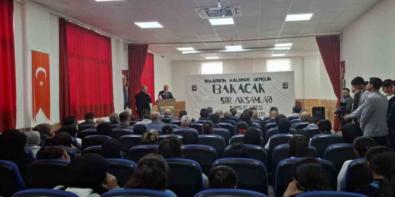 Samsat’ta ‘Edebiyat Günleri’ Programı Gerçekleştirildi