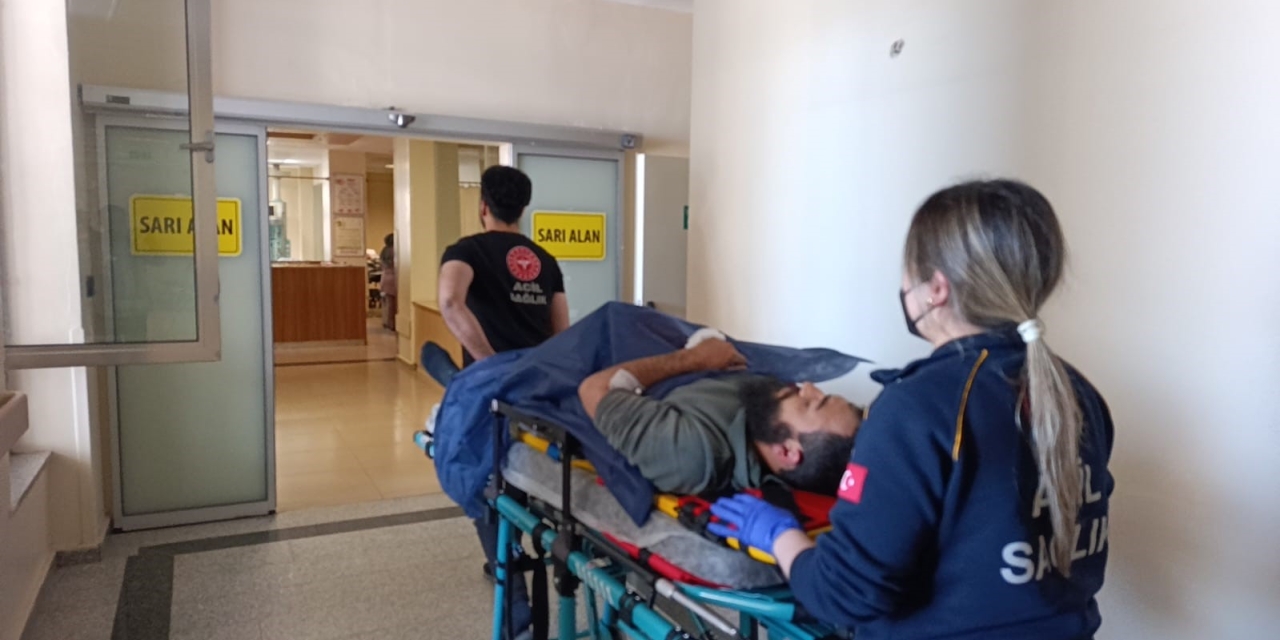 İki Motosiklet Çarpıştı: 1’i Ağır 2 Yaralı