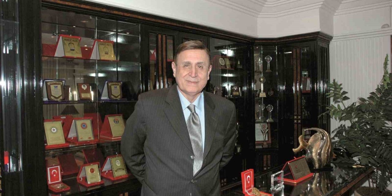 Duayen Sanayici M. Naci Topçuoğlu Anılacak