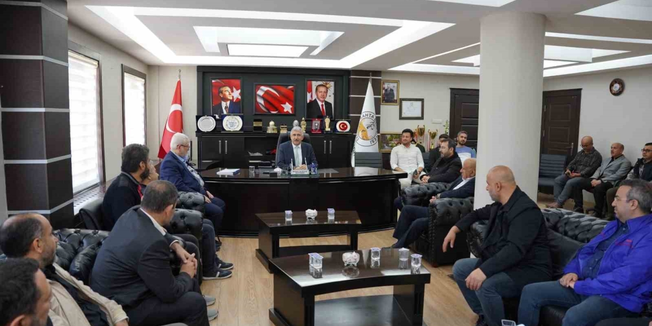 Başkan Hallaç Uluslararası Sempozyuma Ev Sahipliği Yaptı