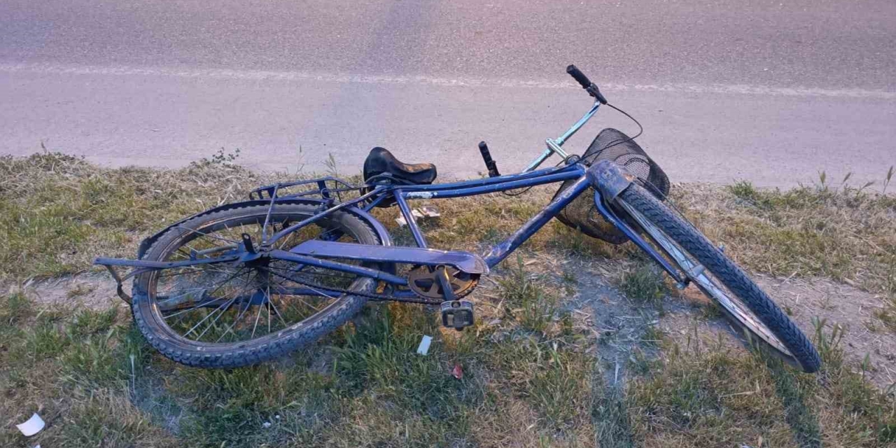 Motosikletle Bisikletin Çarpıştığı Kazada 2 Kişi Yaralandı