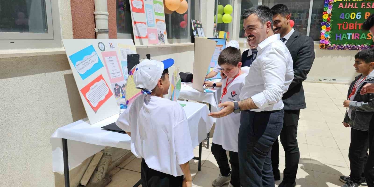 Dicle’de Bilim Fuarı İlgi Gördü