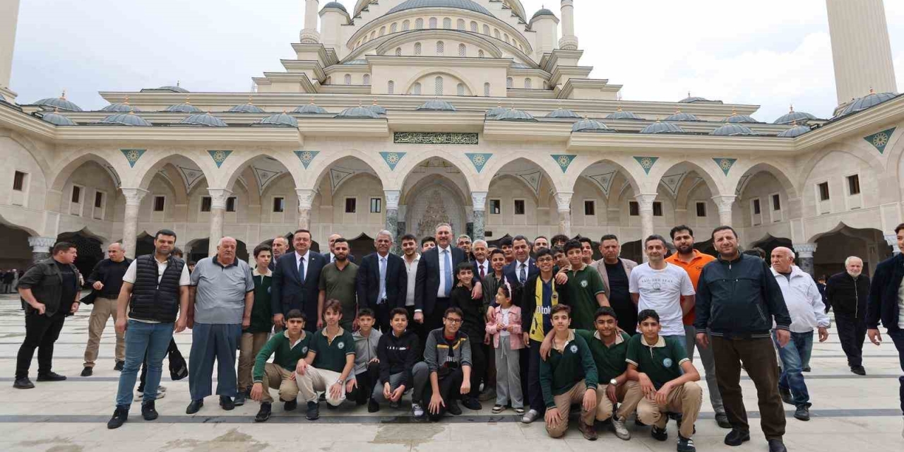 Şahinbey’de Gençlerle Buluştular