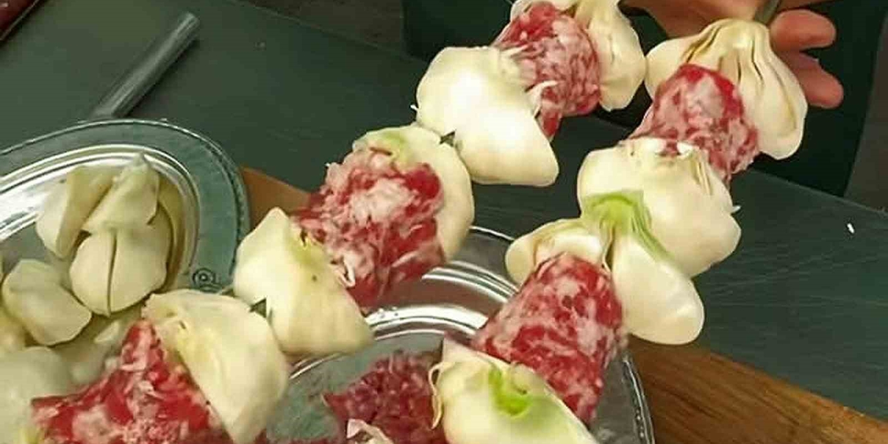 Araban’da Sarımsak Kebabı Sezonu Başladı