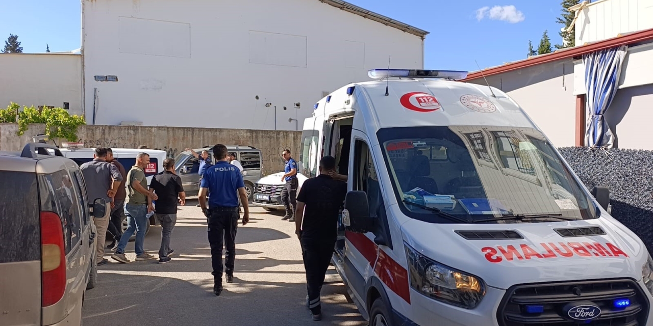 Kaza Sonrası Kavga: 1 Yaralı
